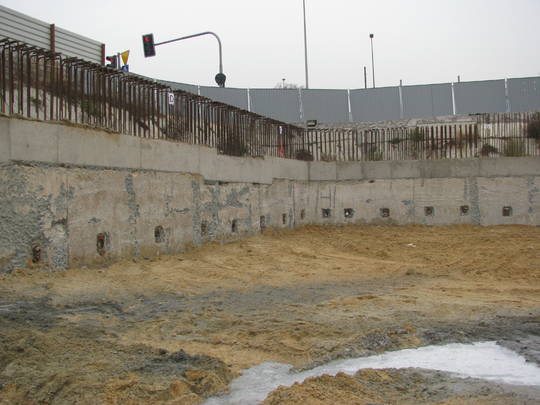 Kotwienie ściany szczelinowej - Listopad 2011