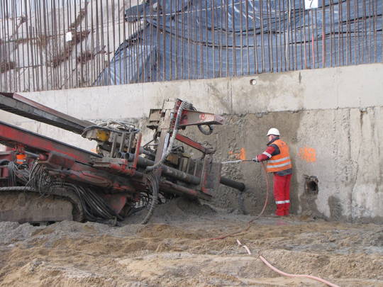 Kotwienie ściany szczelinowej  - Grudzień 2011
